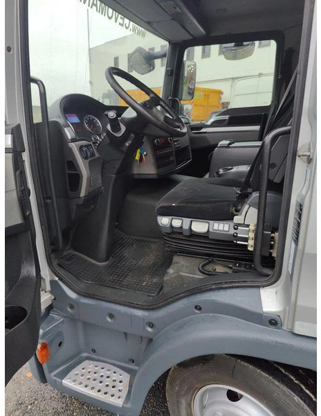 Abrollkipper MAN TGL 12.250 with NEW Containersystem / Hooklift JIMECA