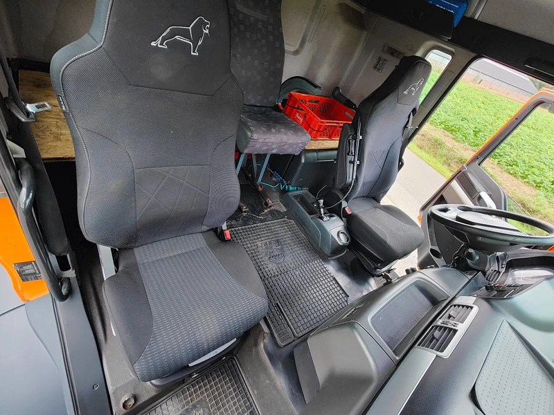 Abrollkipper MAN TGS 26.320 Palfinger PK20002 Cotainer Marrel