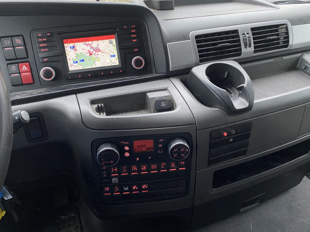 Abrollkipper MAN TGS 26.440 6x2-4 BL