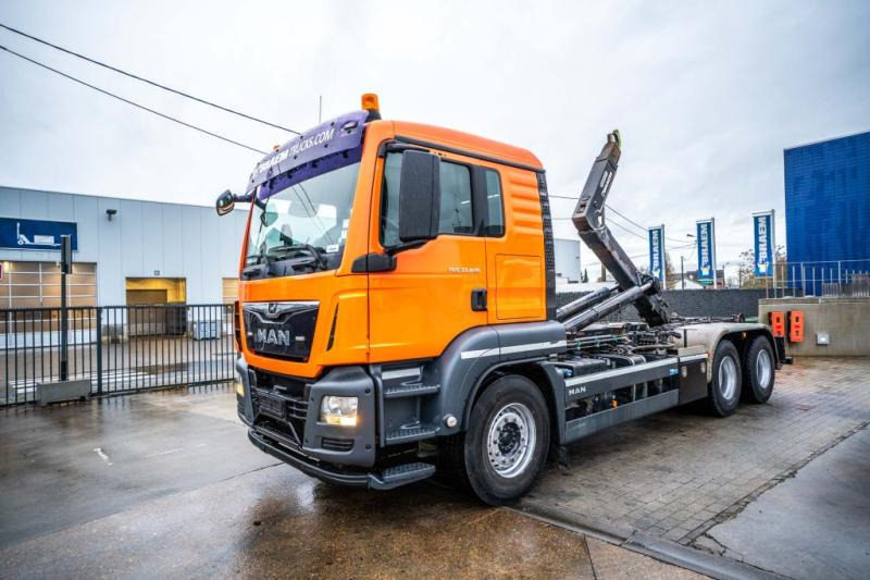 Abrollkipper MAN TGS 33.420 BB