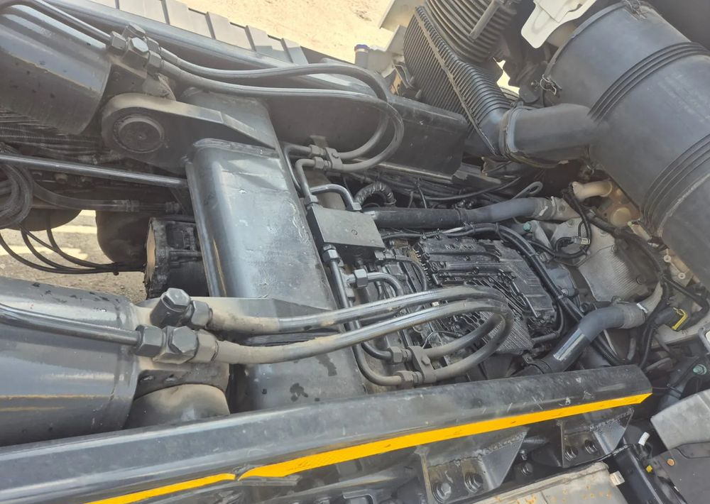 Abrollkipper MAN TGX 26-460 Hakowiec oś skrętna