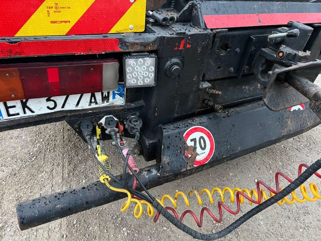 Abrollkipper MAN TGX 26.480 SCARRABILE CON GRU