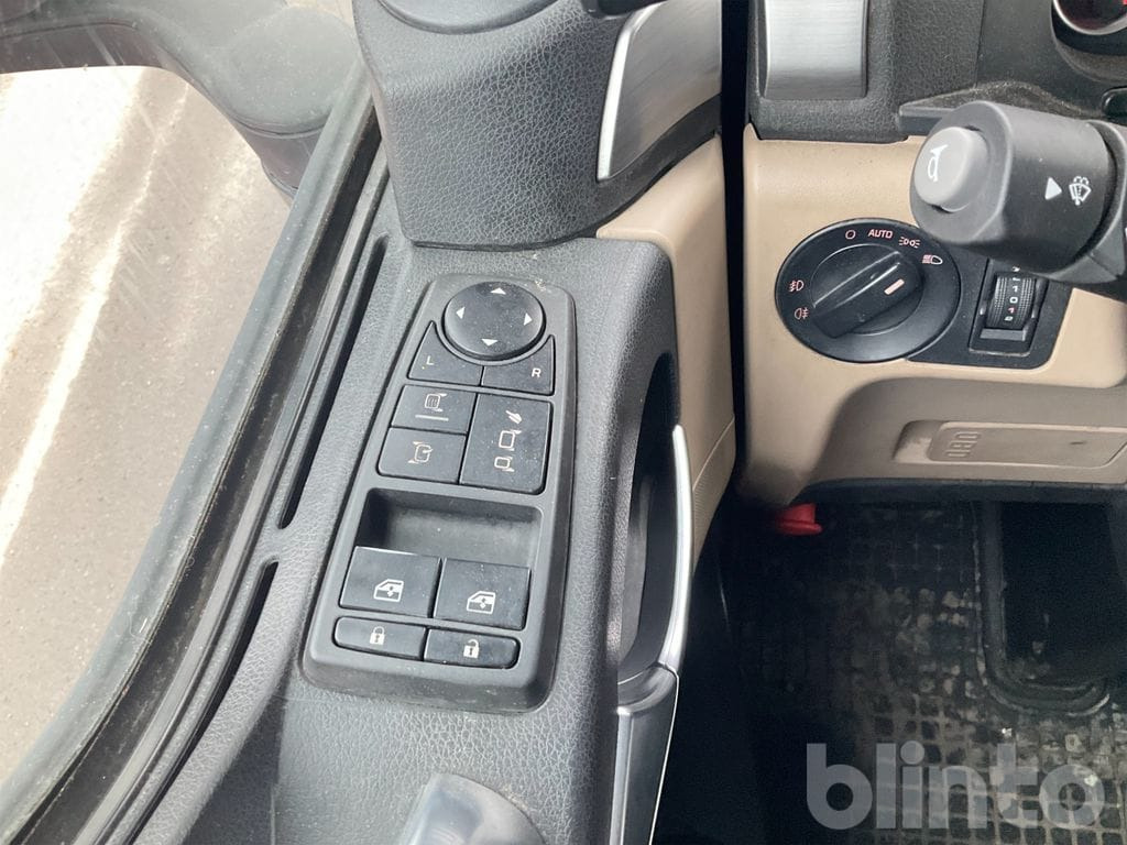 Abrollkipper MAN TGX 26.500 6X2-4 BL