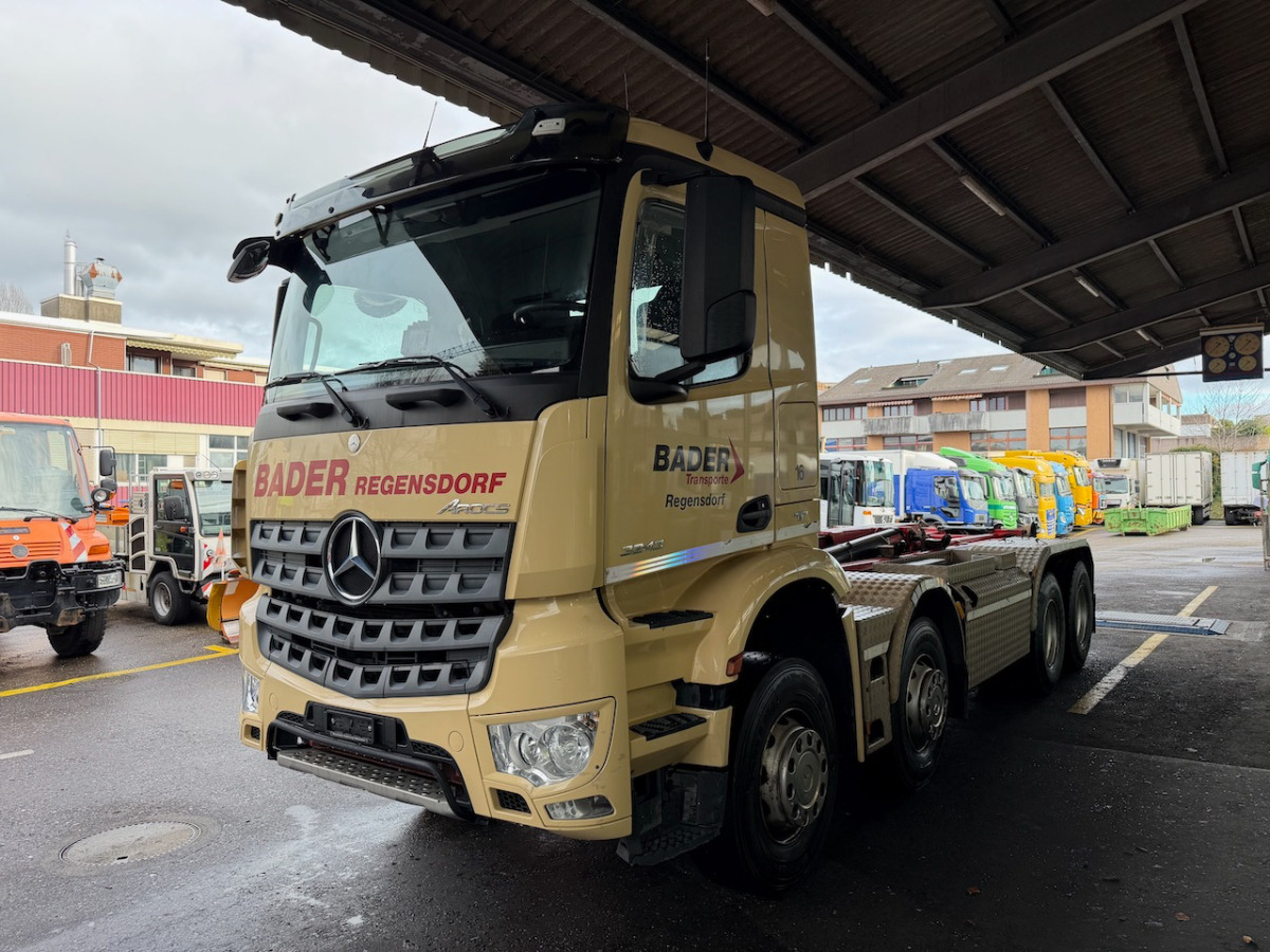 Abrollkipper MERCEDES Arocs 3243
