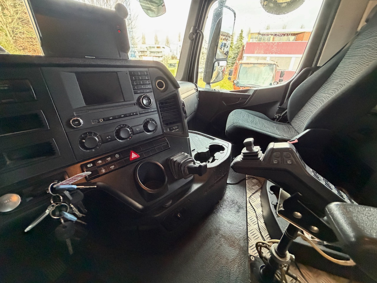 Abrollkipper MERCEDES Arocs 3243