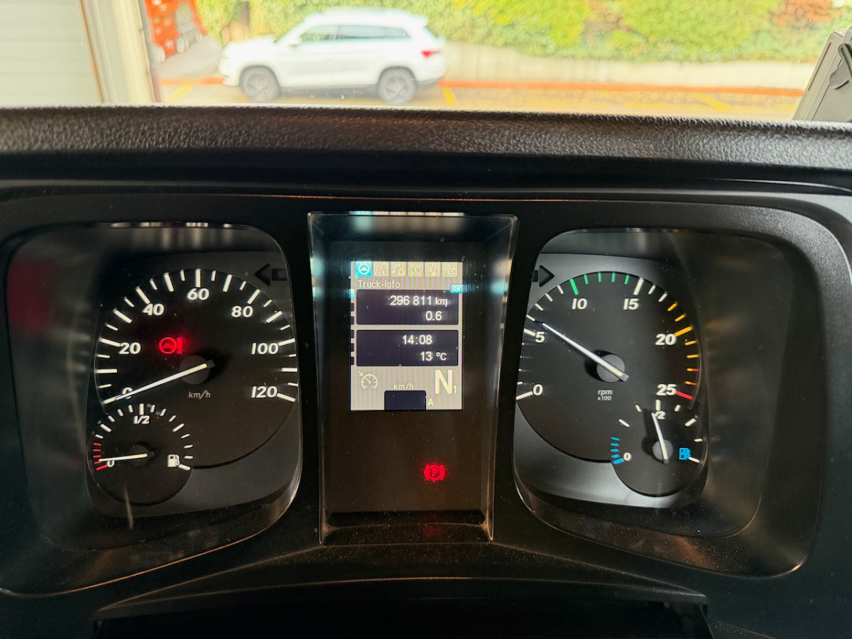 Abrollkipper MERCEDES Arocs 3243