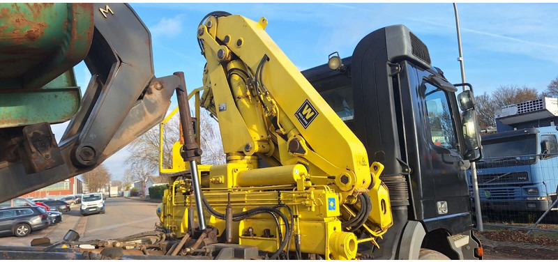 Abrollkipper Mercedes-Benz 3335