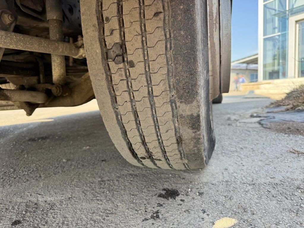 Abrollkipper Mercedes-Benz 916 Atego EURO 4