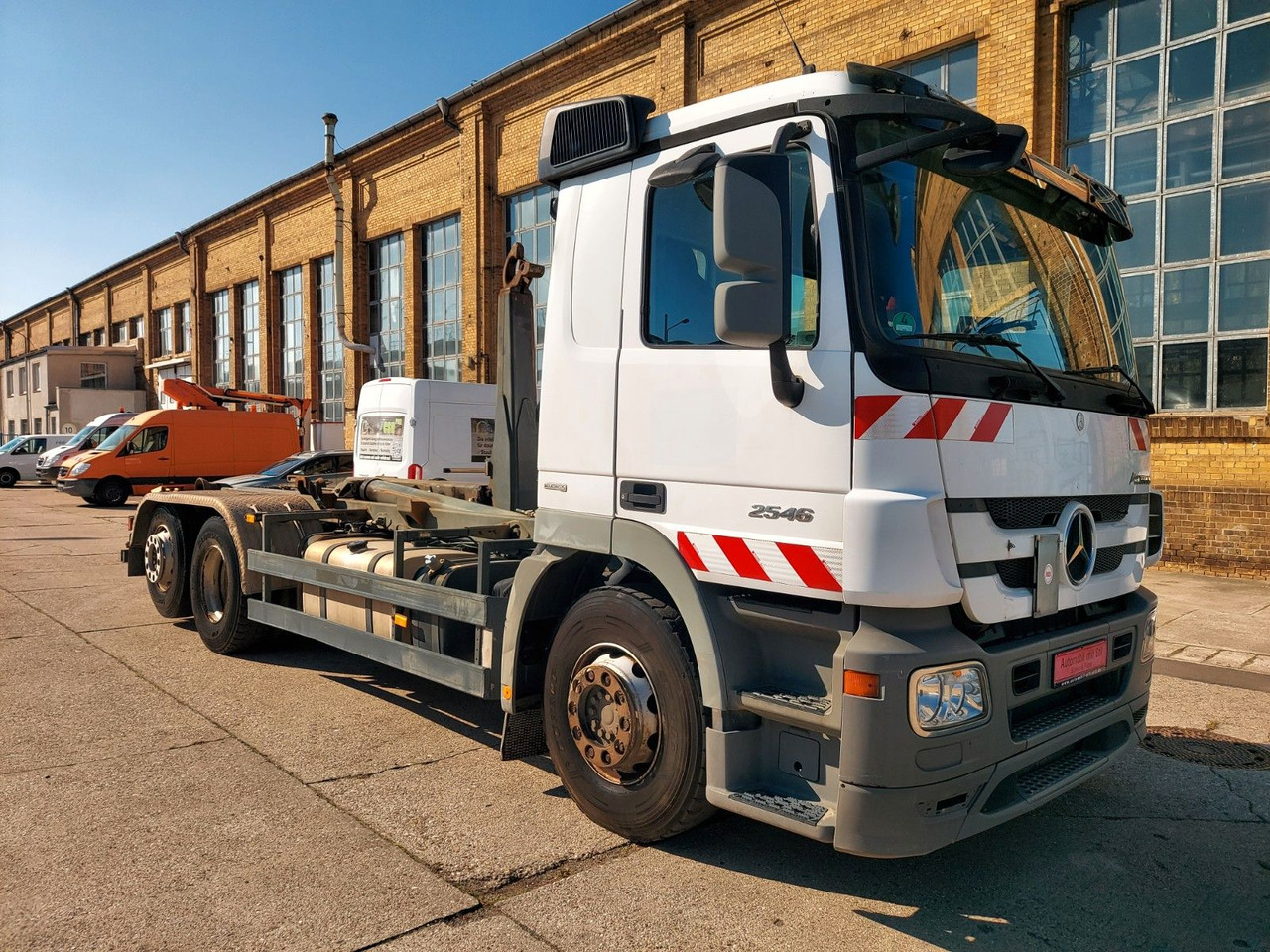 Abrollkipper Mercedes-Benz Actros 6-Zyl. 2546 ABROLLKIPPER MEILER