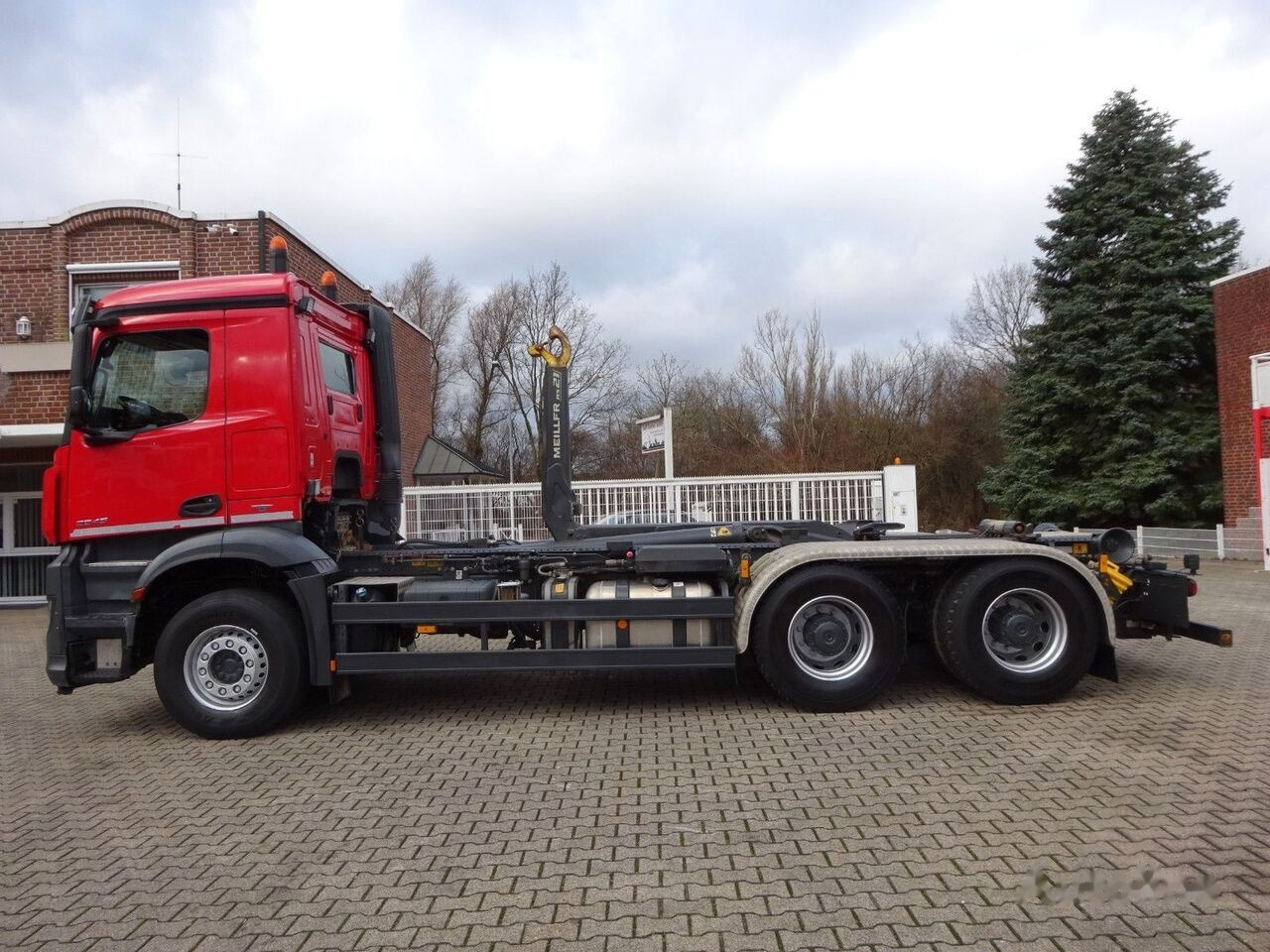Abrollkipper Mercedes-Benz Arocs 2645 Hook lift truck 6x4