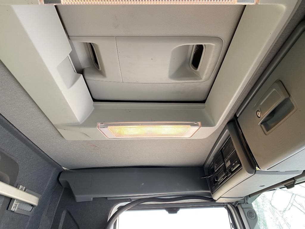 Abrollkipper Renault C 460 Dti11/PALFINGER 1er Main endommagé