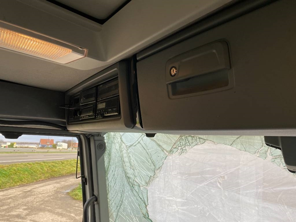 Abrollkipper Renault C 460 Dti11/PALFINGER 1er Main endommagé