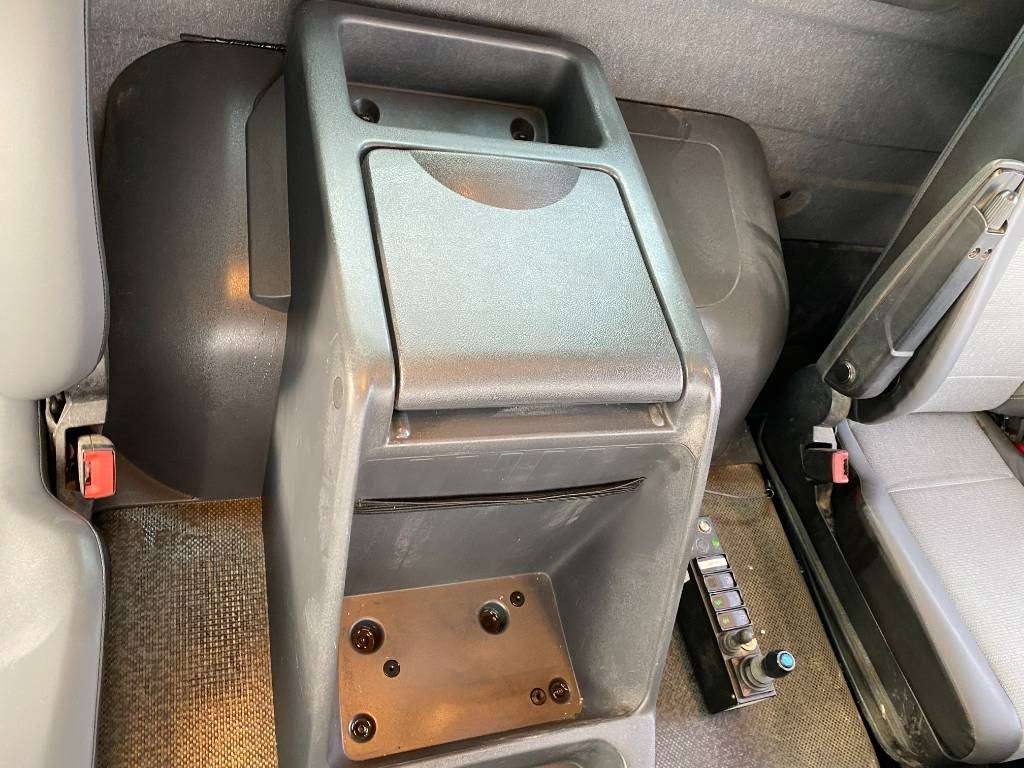 Abrollkipper Renault C 460 Dti11/PALFINGER 1er Main endommagé