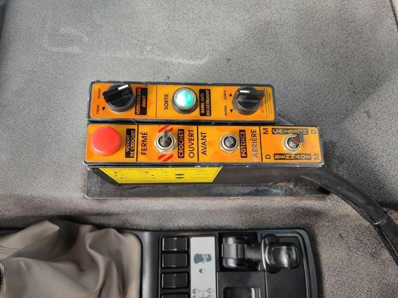 Abrollkipper Renault KERAX 410 DXI 6X4