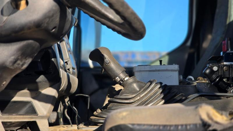 Abrollkipper Renault Kerax 370 DCI