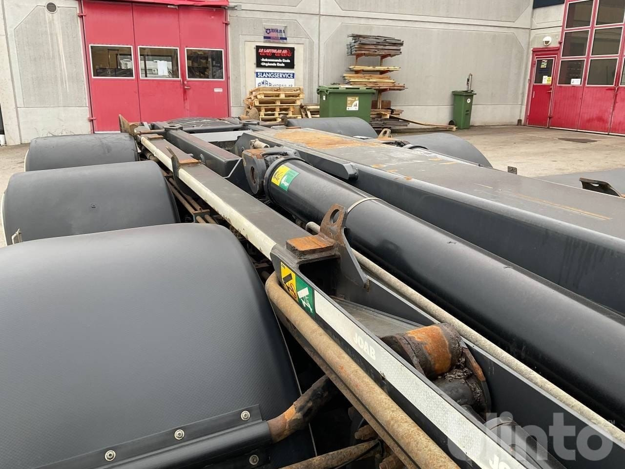 Abrollkipper SCANIA Nextgen XT 540 plogbil 8x4