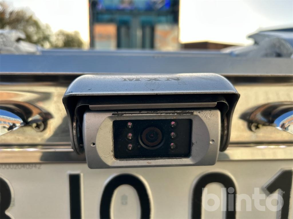 Abrollkipper SCANIA R560LB 8X4 med HIAB 24T krok