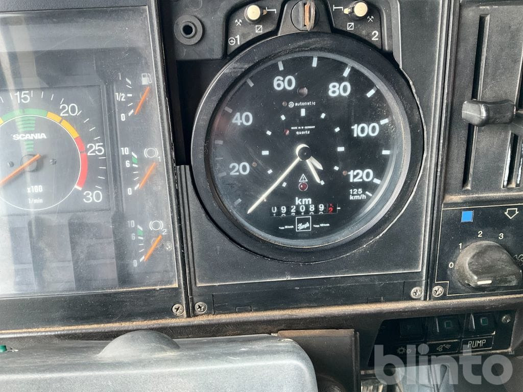 Abrollkipper SCANIA R 142 H 6X2 46