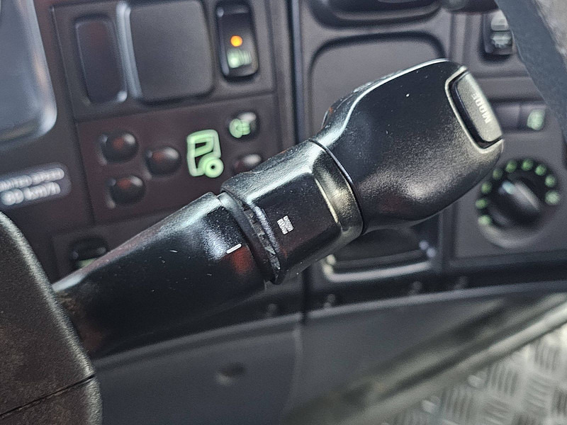 Abrollkipper Scania P320 LOW ENTRY 6X2*4 HIAB