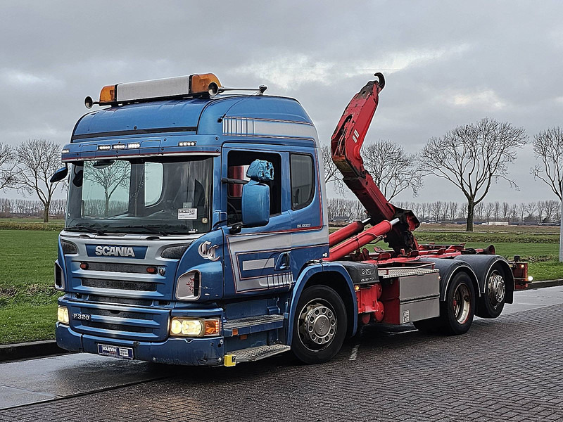 Abrollkipper Scania P320 LOW ENTRY 6X2*4 HIAB