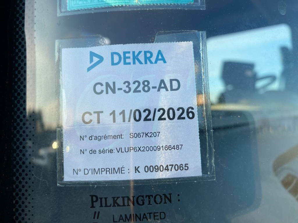 Abrollkipper Scania P360/HYVALIFT/HIAB 144B a réparer