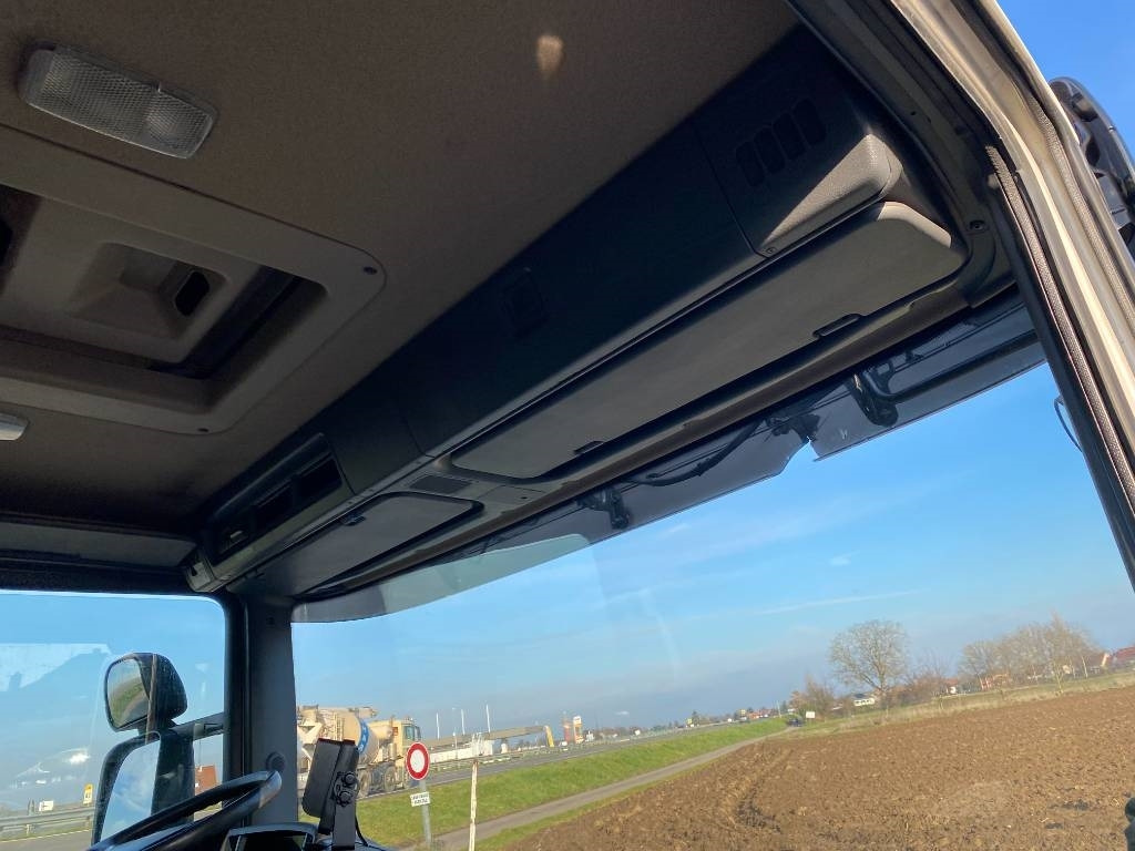 Abrollkipper Scania P360/HYVALIFT/HIAB 144B a réparer