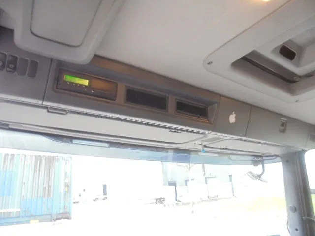 Abrollkipper Scania P370 8X2 HAAK + KRAAN NL TRUCK LOW KM