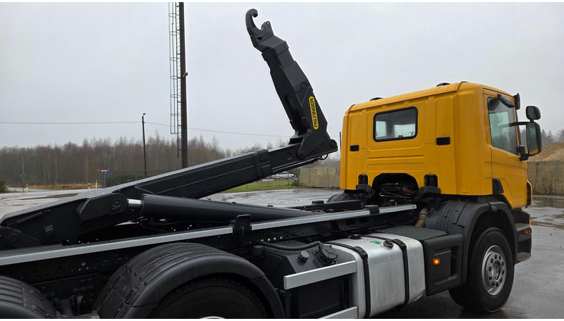 Abrollkipper Scania P400 8X4*4 Retarder