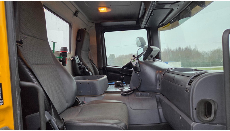 Abrollkipper Scania P400 8X4*4 Retarder