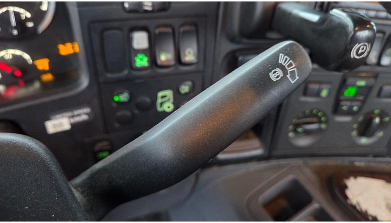 Abrollkipper Scania P400 8X4*4 Retarder