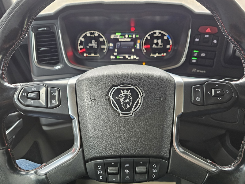 Abrollkipper Scania R520 V8 6x2/4 / EPSILON CRANE + HOOKLIFT