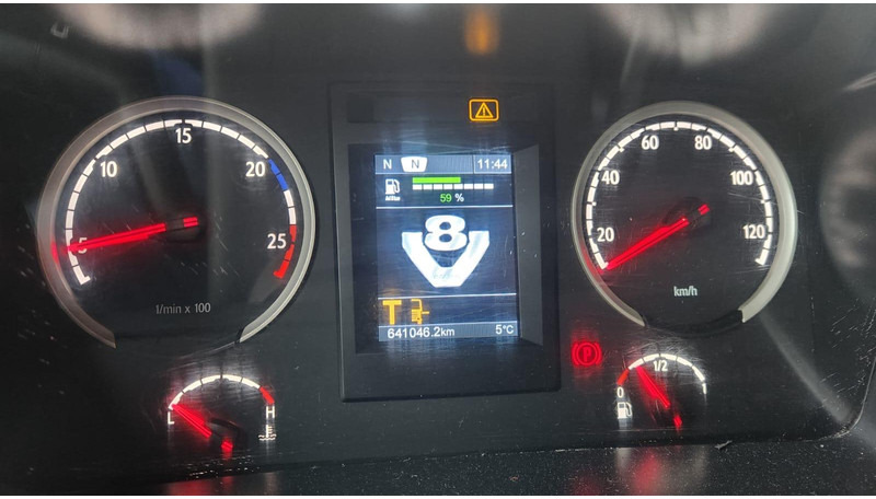 Abrollkipper Scania R560 LB6X2HSZ - FULL STEEL