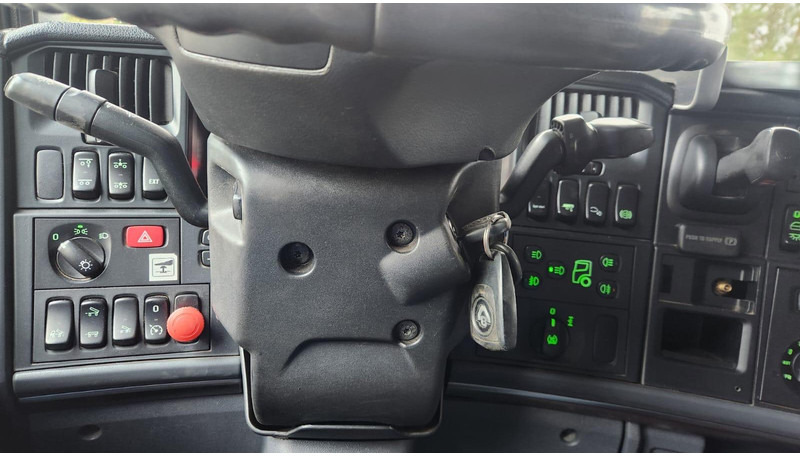 Abrollkipper Scania R560 LB6X2HSZ - FULL STEEL