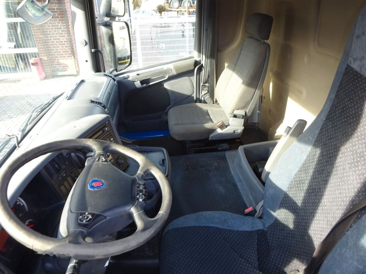 Abrollkipper Scania R580 Hook lift truck 8x2