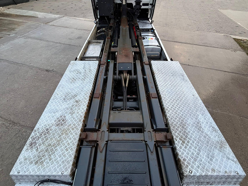 Abrollkipper Scania R 580 6x2*4 JOAB L 20 ton / L=5600 mm / RETARDER