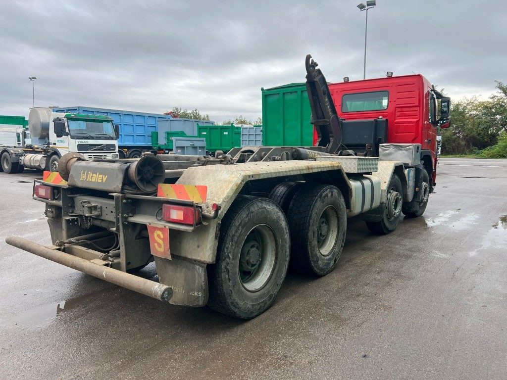 Abrollkipper VOLVO FM460 SCARRABILE 8X4