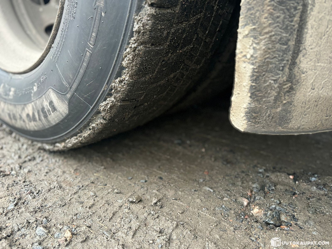 Abrollkipper Volvo FH16 hooklift truck. 2010, Kalajoki