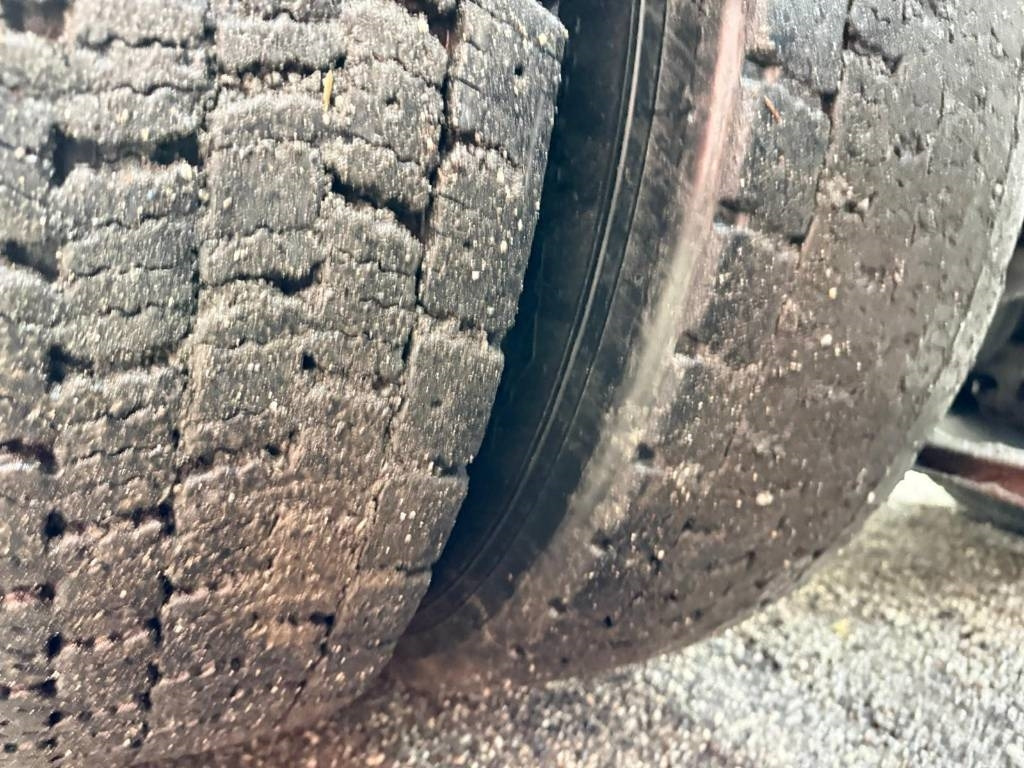 Abrollkipper Volvo FH 16 580 Joab 24 t 8x4