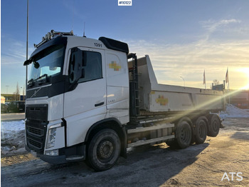Abrollkipper  Volvo FH 8*4 Tridem Hooklift with flatbed