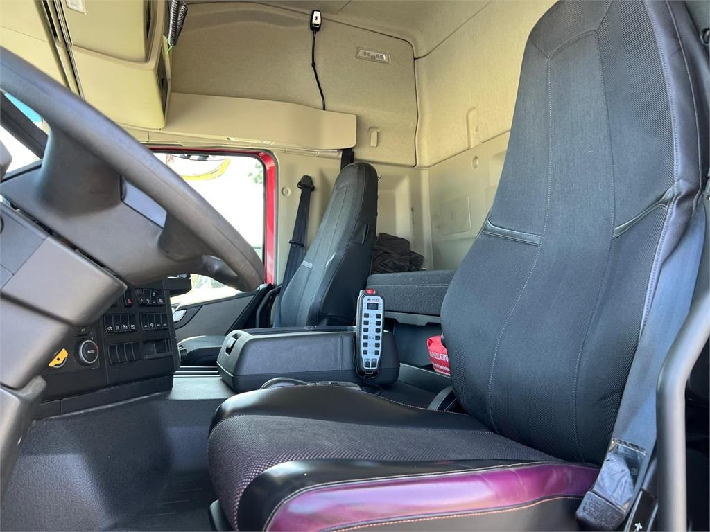 Abrollkipper Volvo FM430