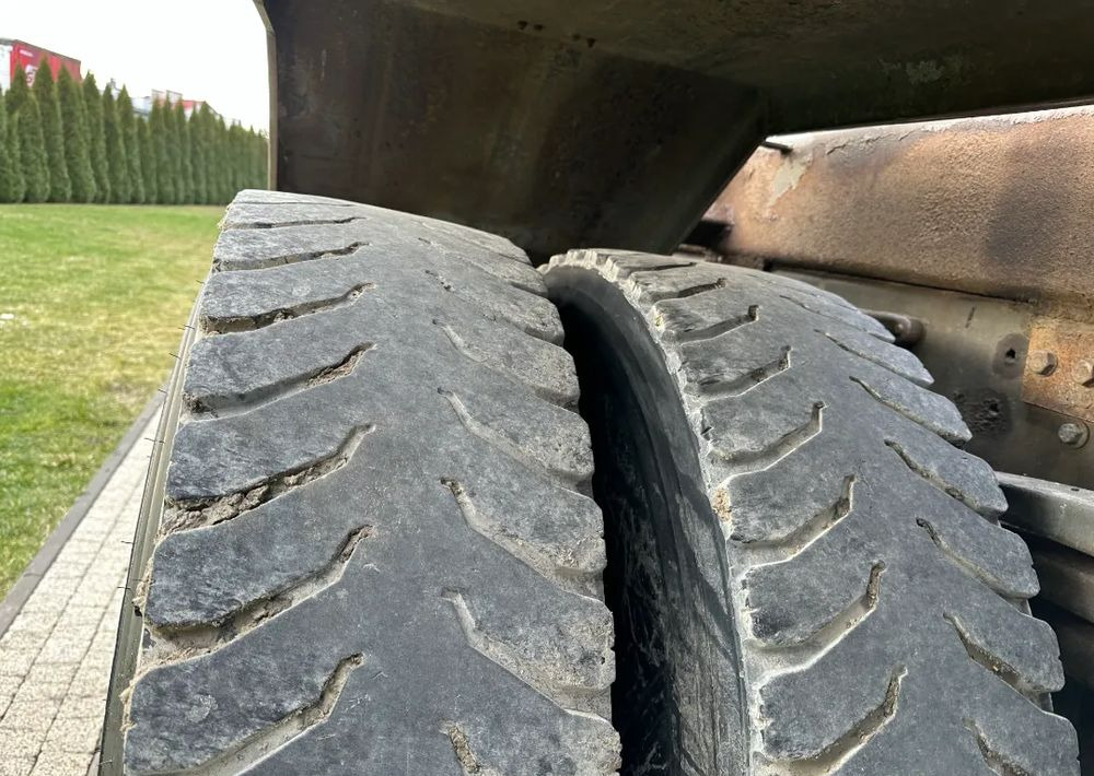 Abrollkipper Volvo FM 400 HAKOWIEC 6X4