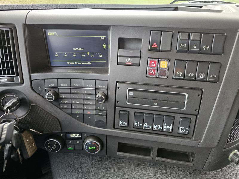 Abrollkipper Volvo FM 460 8x6 / PALFINGER EPSILON / HOOKLIFT