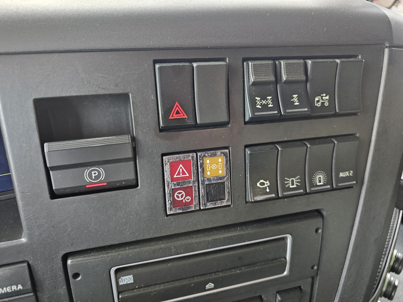 Abrollkipper Volvo FM 460 8x6 / PALFINGER EPSILON / HOOKLIFT