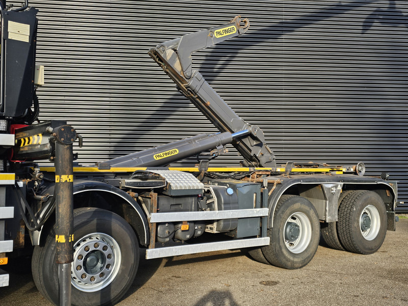Abrollkipper Volvo FM 460 8x6 / PALFINGER EPSILON / HOOKLIFT