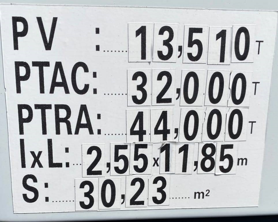 Autotransporter LKW Iveco STRALIS 360 e6 A Réparer