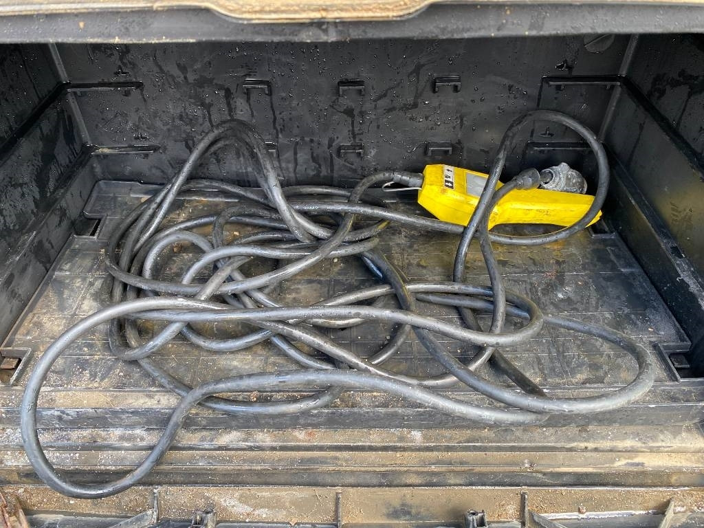 Autotransporter LKW Iveco STRALIS 360 e6 A Réparer