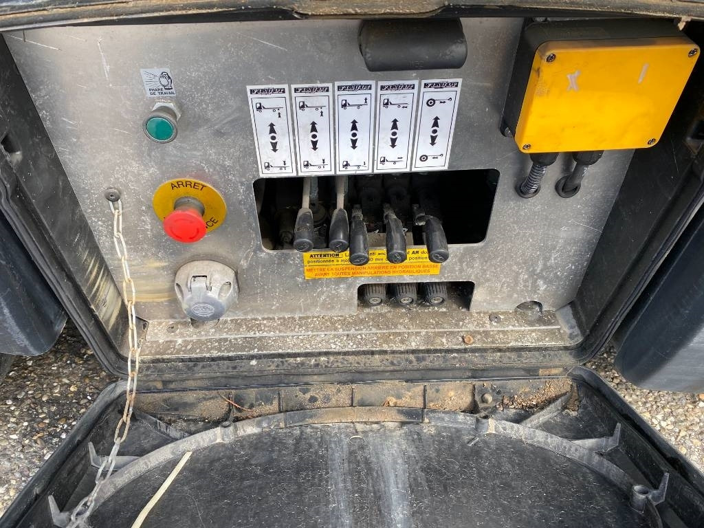 Autotransporter LKW Iveco STRALIS 360 e6 A Réparer