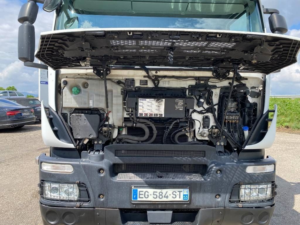Autotransporter LKW Iveco STRALIS 360 e6 A Réparer