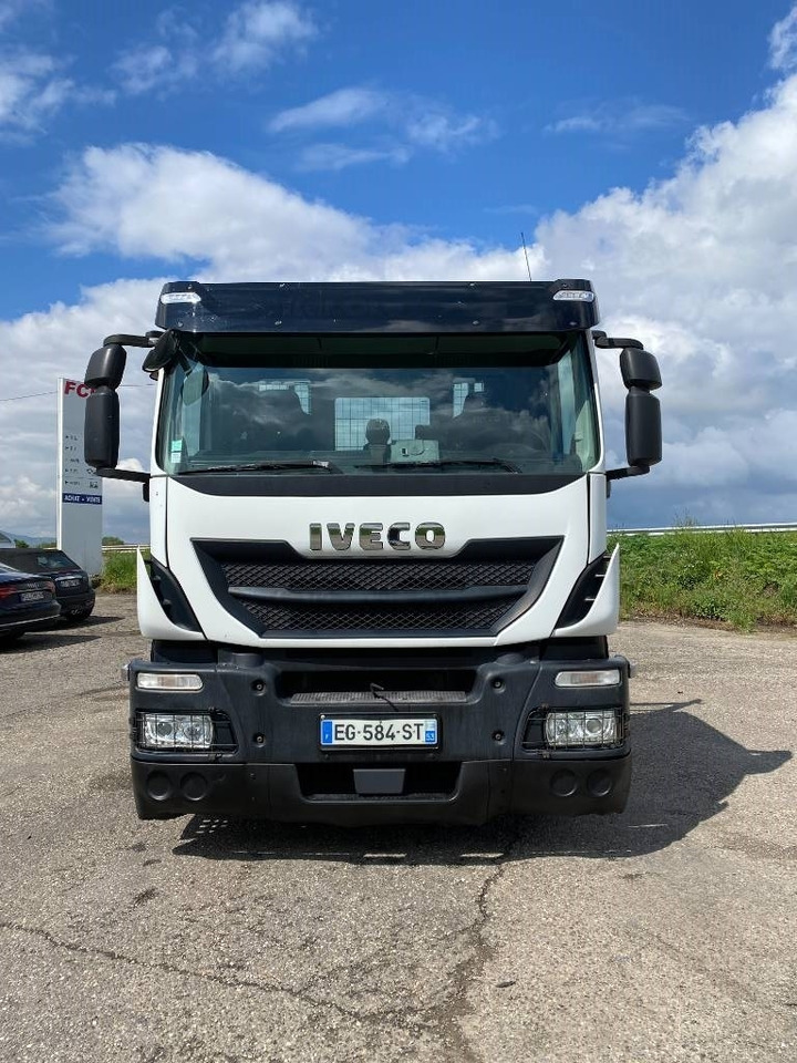 Autotransporter LKW Iveco STRALIS 360 e6 A Réparer