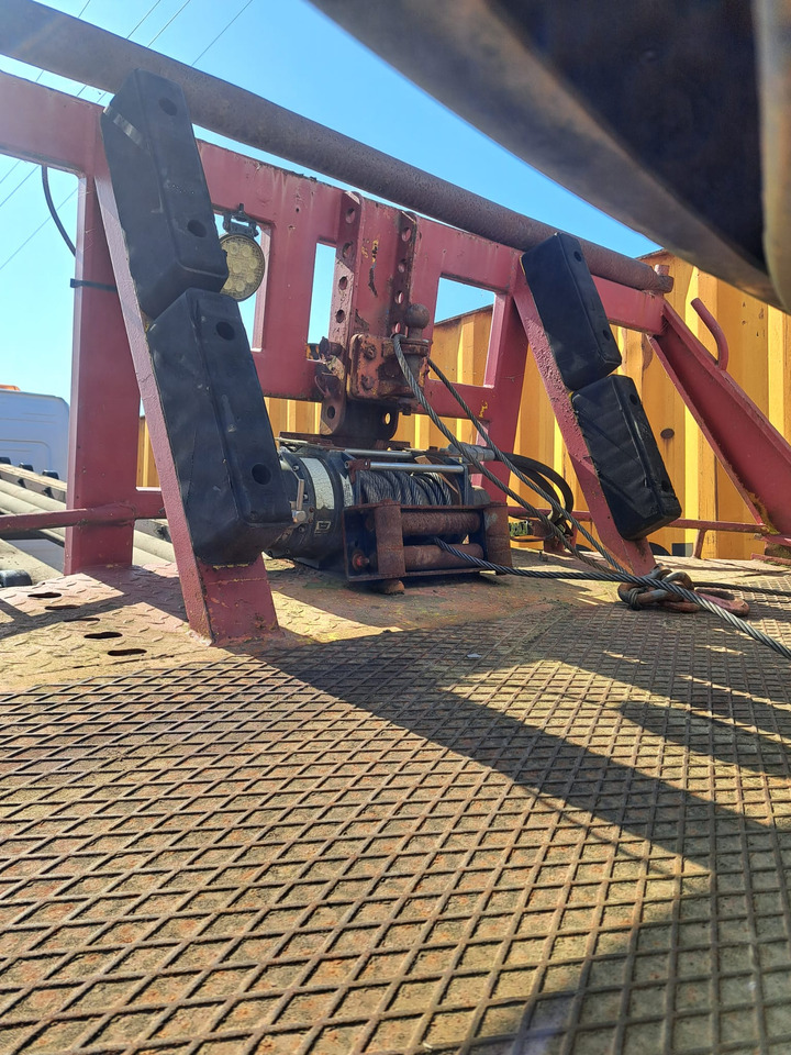 Autotransporter LKW MERCEDES-BENZ 1823